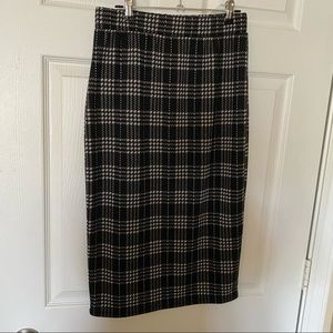 Black and Grey Plaid Pencil Skirt
